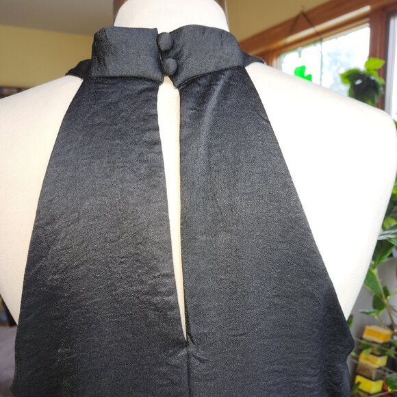 Elegant Nine West Black Crushed Satin Halter Mini Dress - Picture 6 of 13